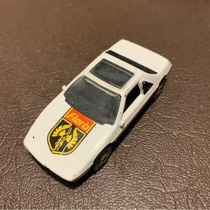 HOT WHEELS MALAYSIA VINTAGE THE HOT ONES PONTIAC FIERO 2M4 WHITE